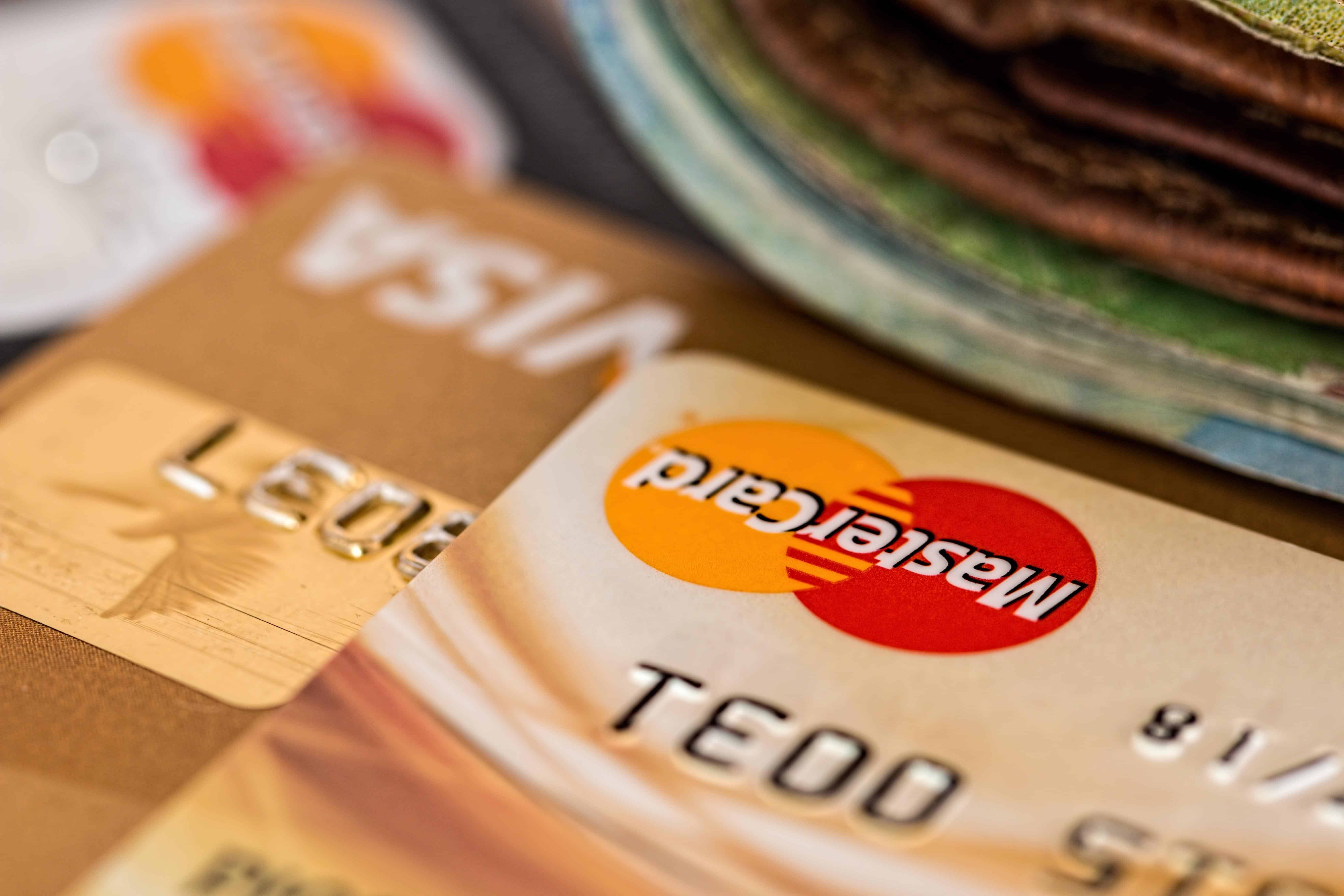 atm-bank-banking-259200